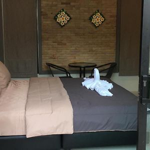 Standard Zimmer mit Kingsize-Bett